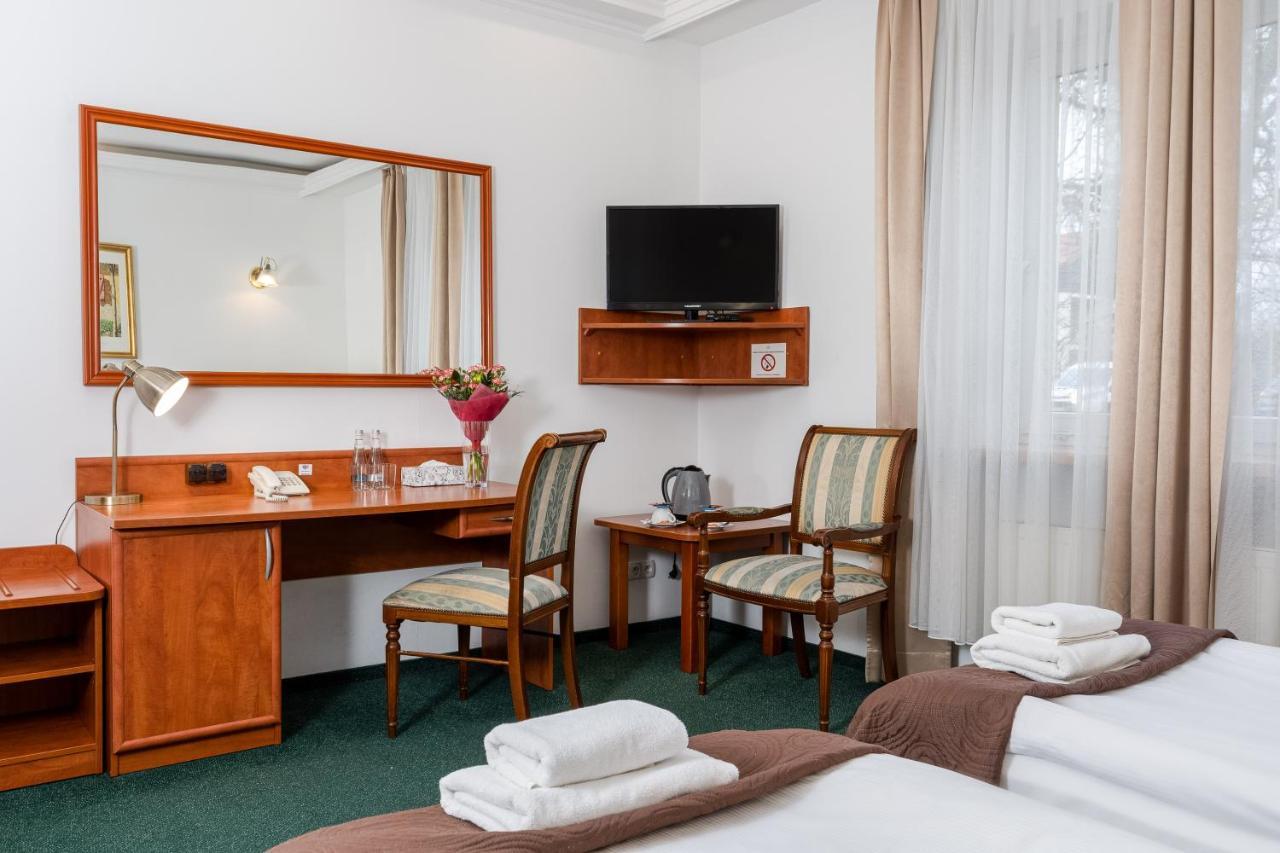 Hotel Artur Kraków Exteriör bild